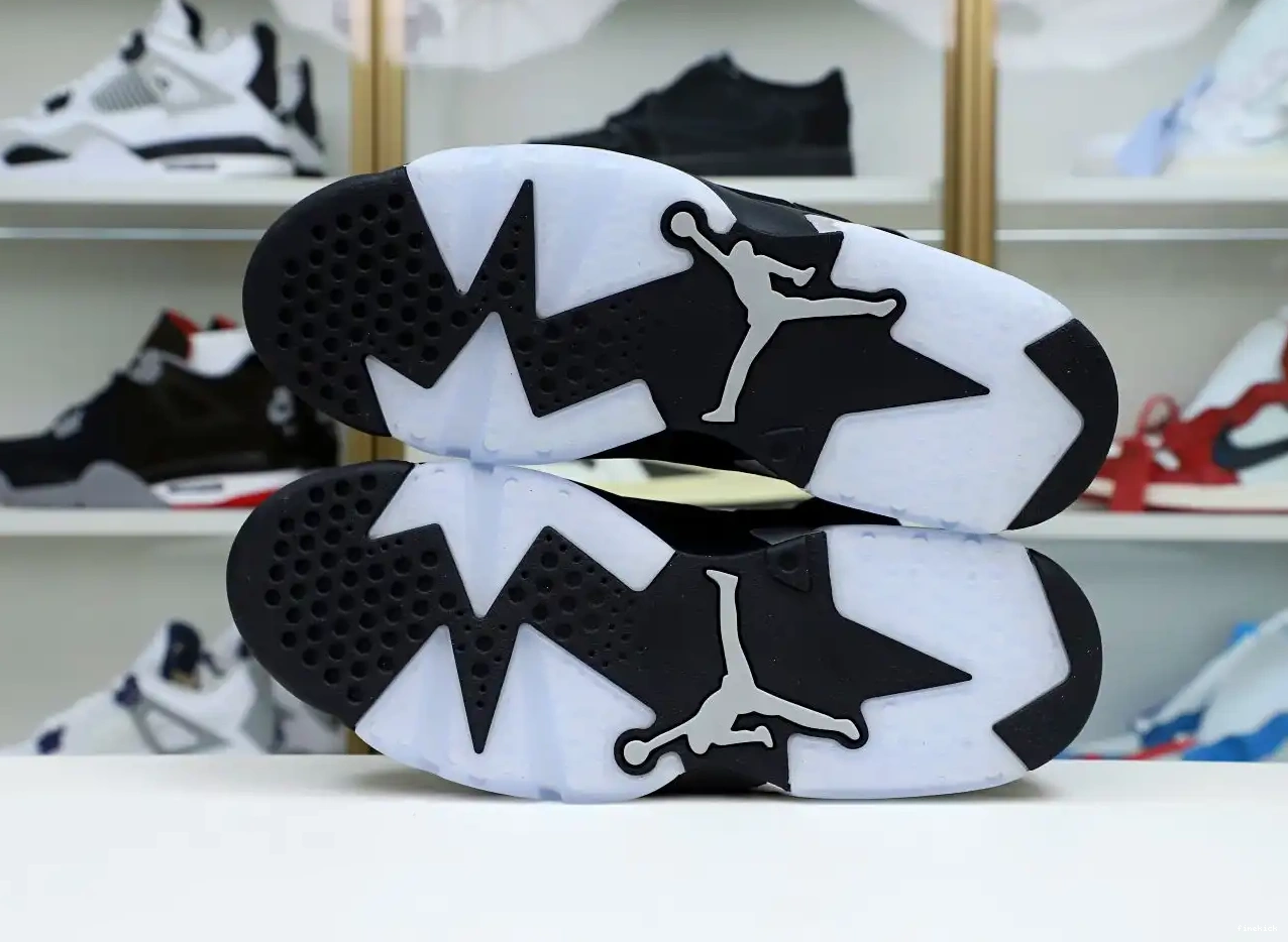 6 CHROME JORDAN AIR 0424